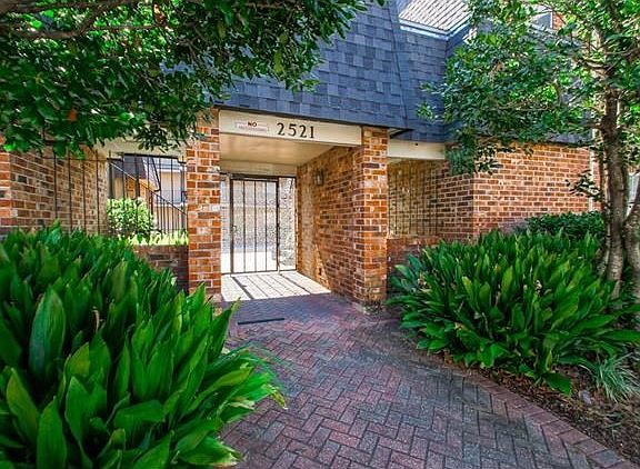 3rd image of 2521 Metairie Lawn Dr Unit 12-3