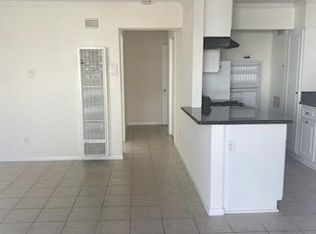 1775 Orange Ave #5, Costa Mesa, CA 92627
