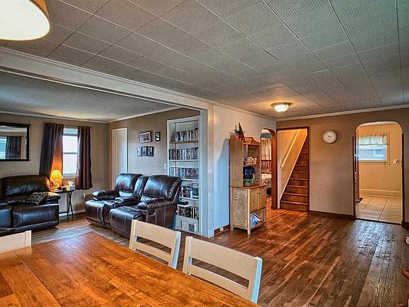 4th image of this home