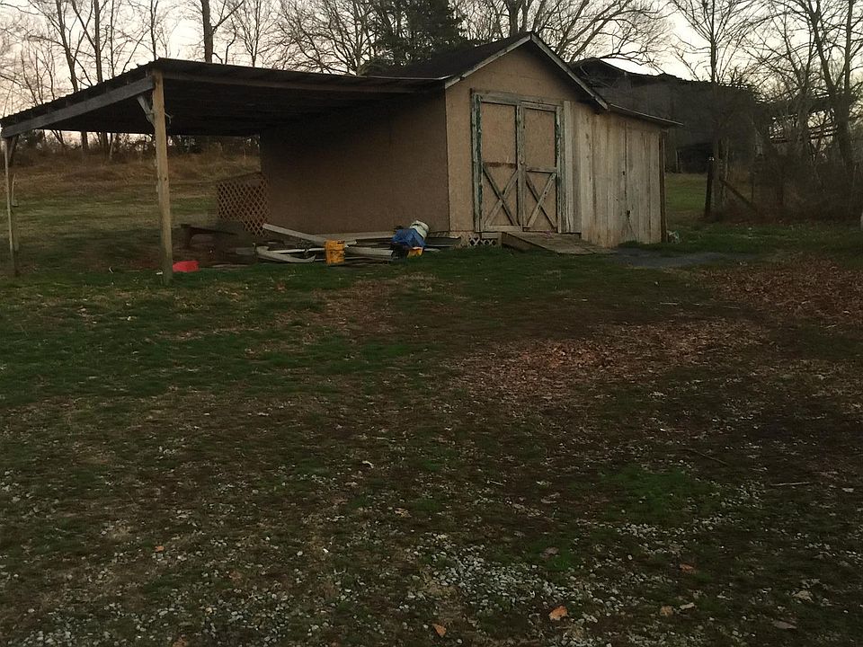 2nd image of 419 Trace Creek Rd