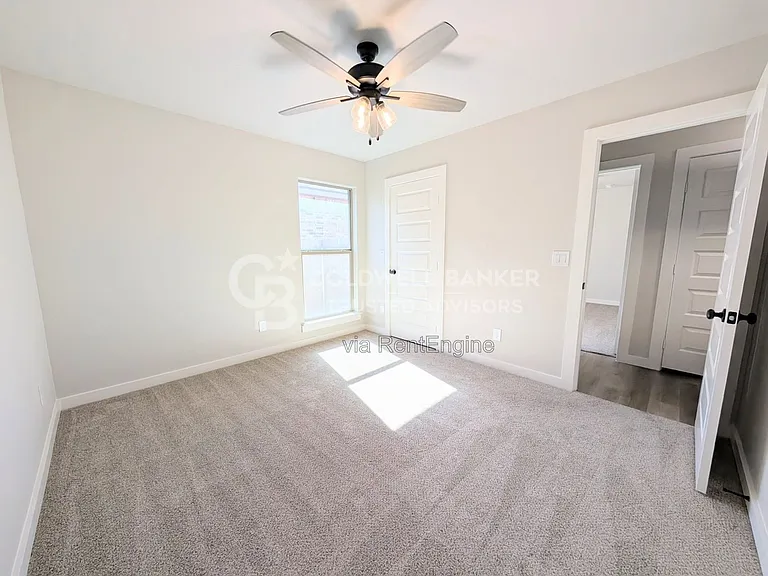 3220 Cottonwood Ave — Photo 12