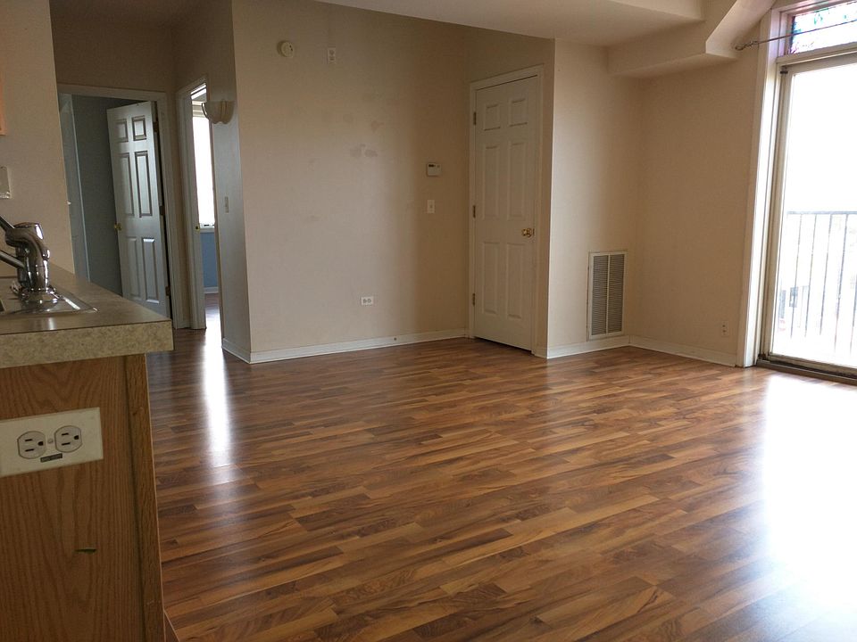 1st image of 2734 S Wentworth 317 317