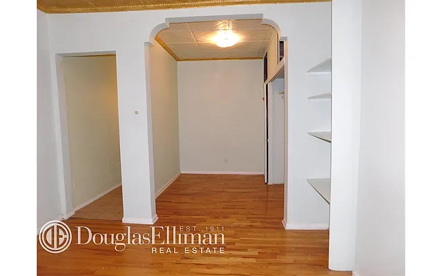 Rented by Douglas Elliman | media 17