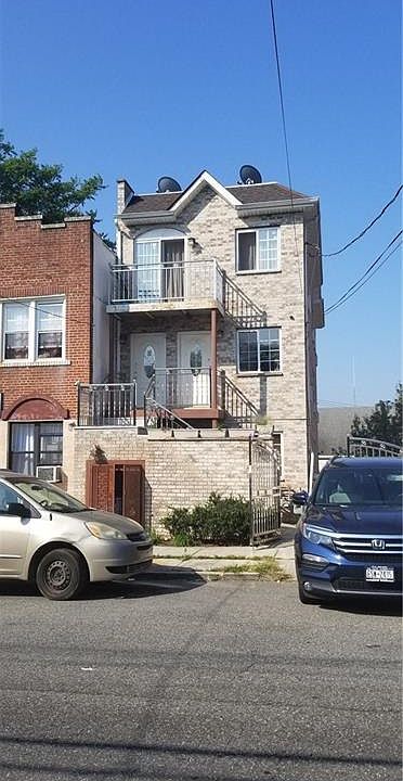 1st image of 3129 Seymour Ave #1