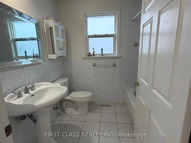 109 Goulding Ave — Photo 9
