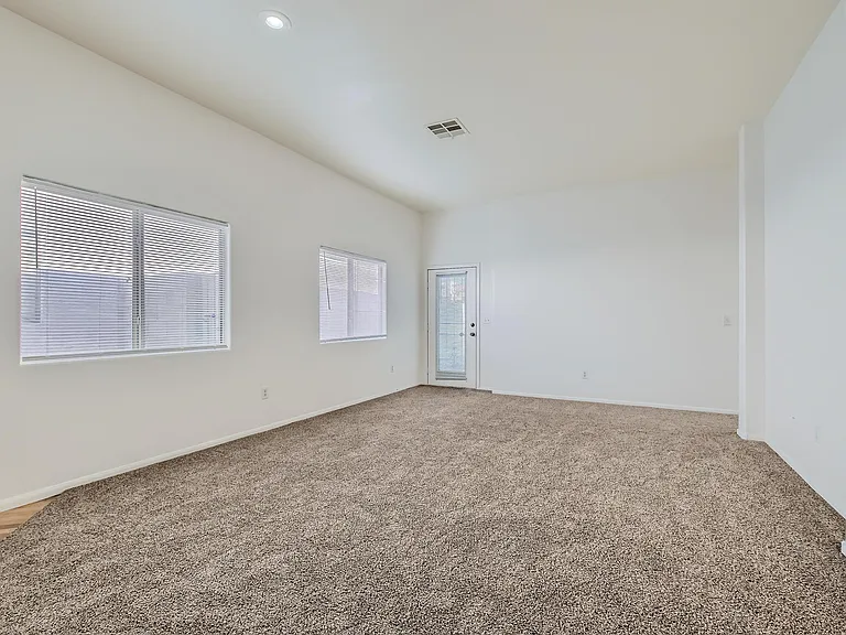 1720 Dwayne Stedman Ave — Photo 4