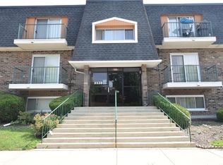 3223 W Parkway Dr UNIT 1A, Northbrook, IL 60062
