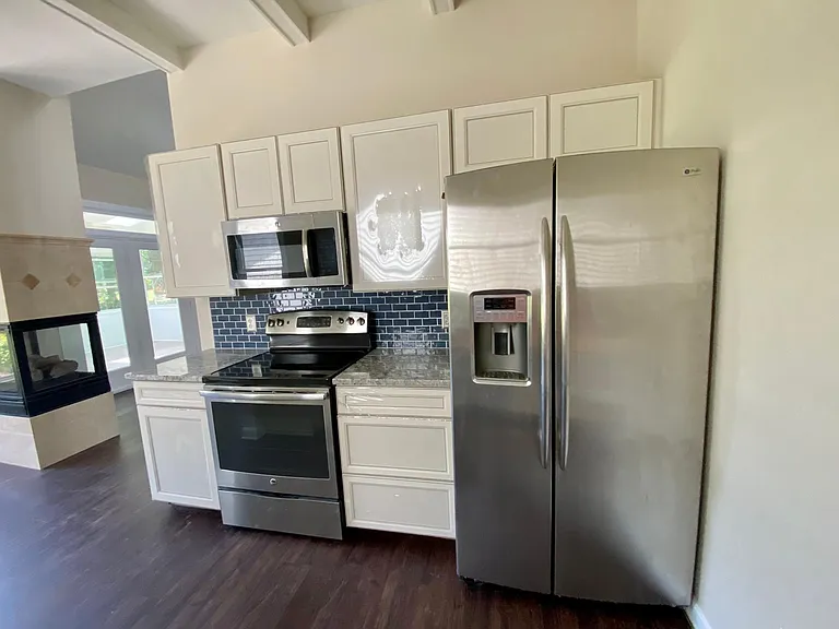 Stainless Steel Appliances, New Cabinets, Granite Countertops