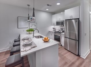 1100 Edgewood Ln #205, Fort Lee, NJ 07024