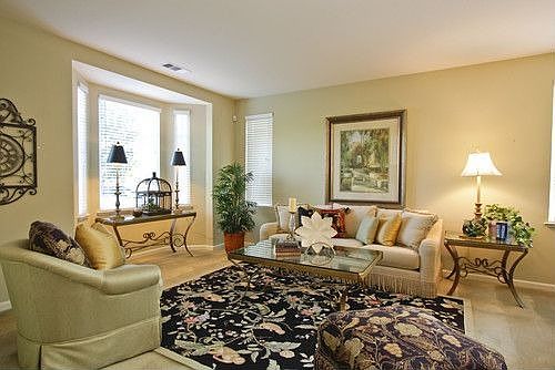 3rd image of 4467 Billings Cir