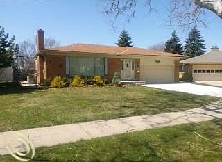 2nd image of 22409 Suzan Ct