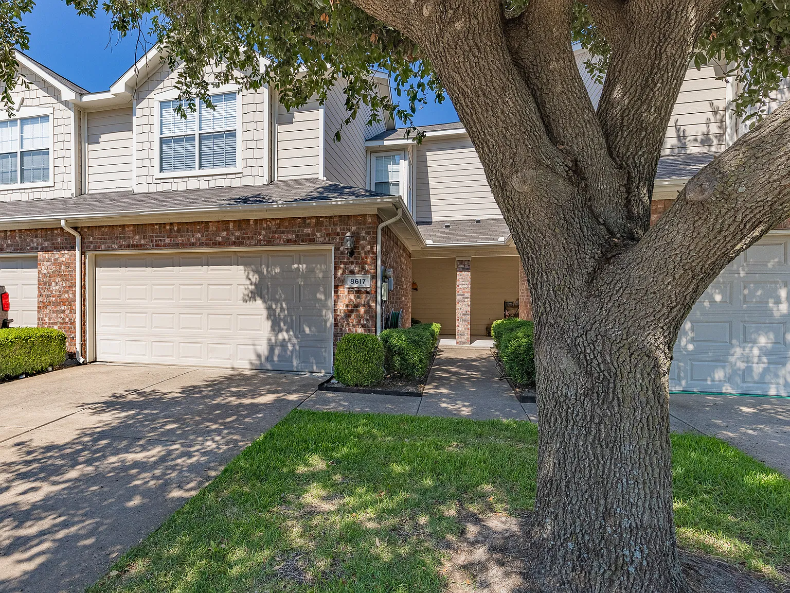2 bed, 1.5 bath, 1346 sqft, $2,195 — Photo 3