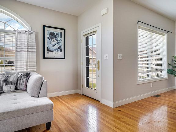 3rd image of 18 Nevins Drive
