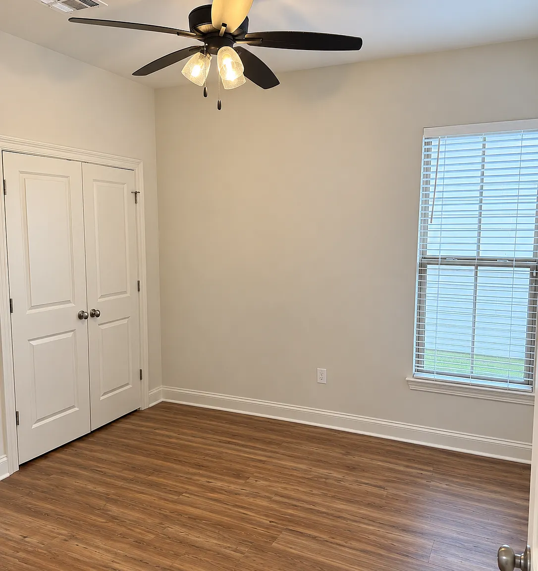 3 bed, 1456 sqft, $1,950 — Photo 4