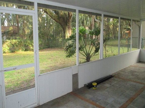 5th image of 107 Petty Ln