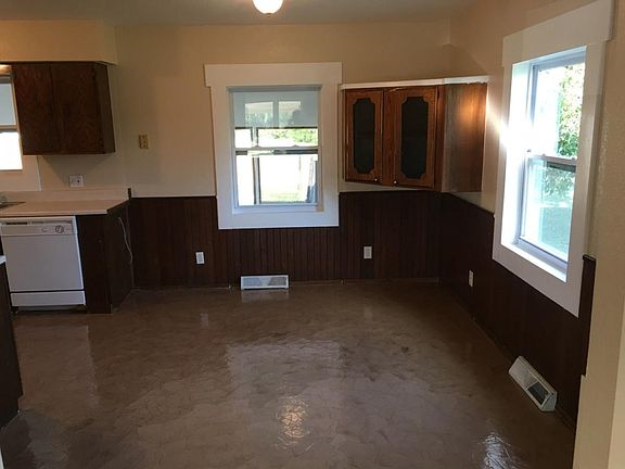 3rd image of 605 County Road 343 #A
