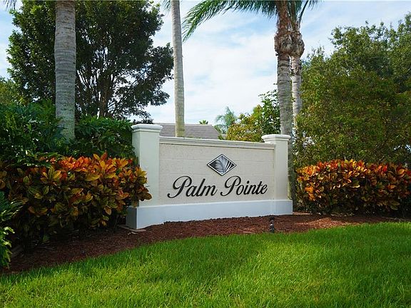 4th image of 3496 SW Coco Palm Dr