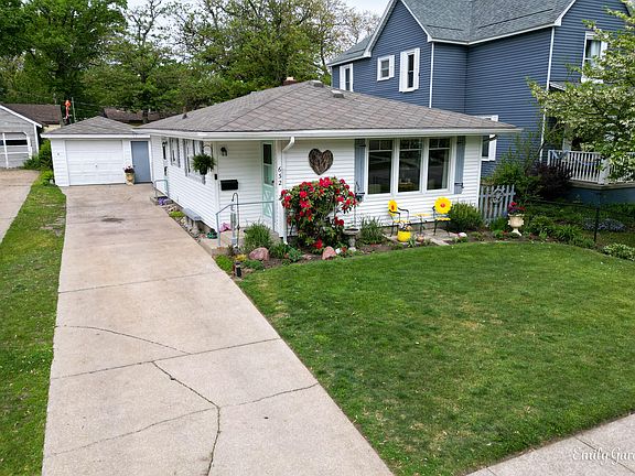 3rd image of 632 Central Ave