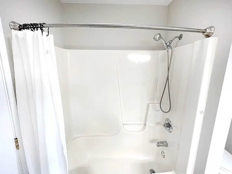 Combination Showers and Bathtubs
