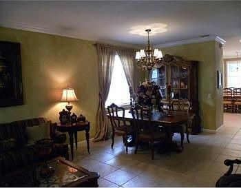 4th image of 1158 Croton Ct