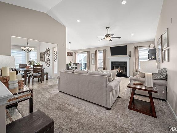 2nd image of 508 Old Moray Pl