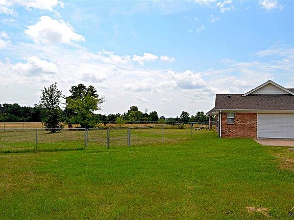 4th image of 839 County Road 2224