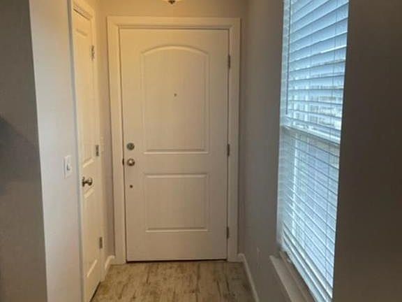 3rd image of 401 Vista Dr
