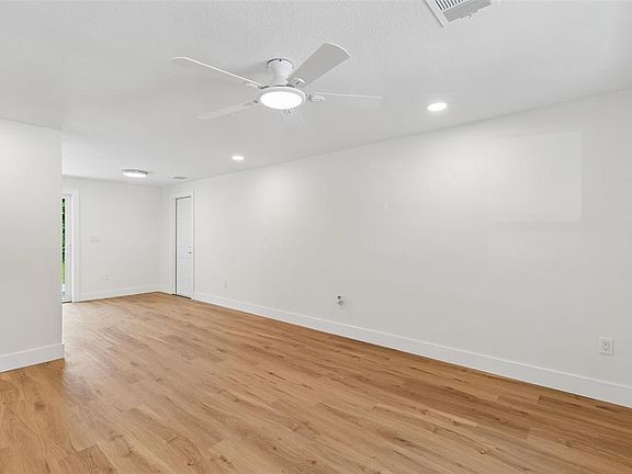 4th image of 3725 AMBERMIST DRIVE