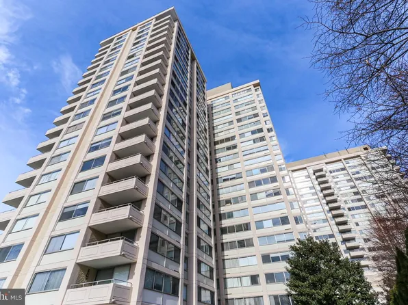 4515 Willard Ave APT 906S, Chevy Chase, MD 20815
