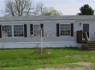 122 Wheeling Ave, Long Island, KS 67647