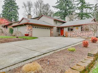 7105 Ridgegate Dr, Gladstone, OR 97027