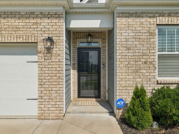 4th image of 7098 Sunny Parks Dr