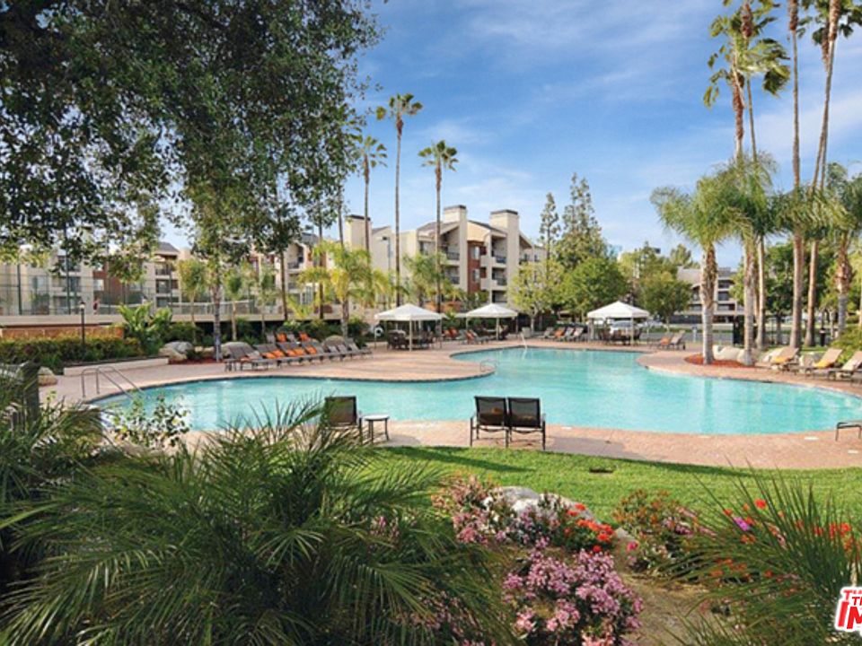 1st image of 5535 Canoga Ave APT 211