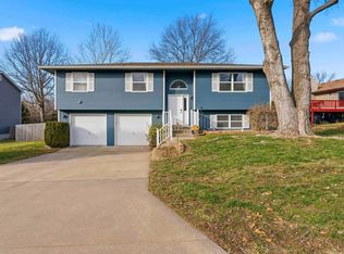 3004 Wilson Dr, Manhattan, KS 66502