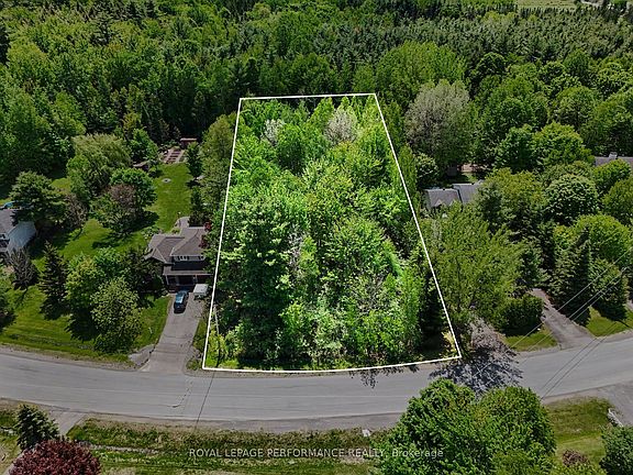 3rd image of LOT 20 Cardinal Cres