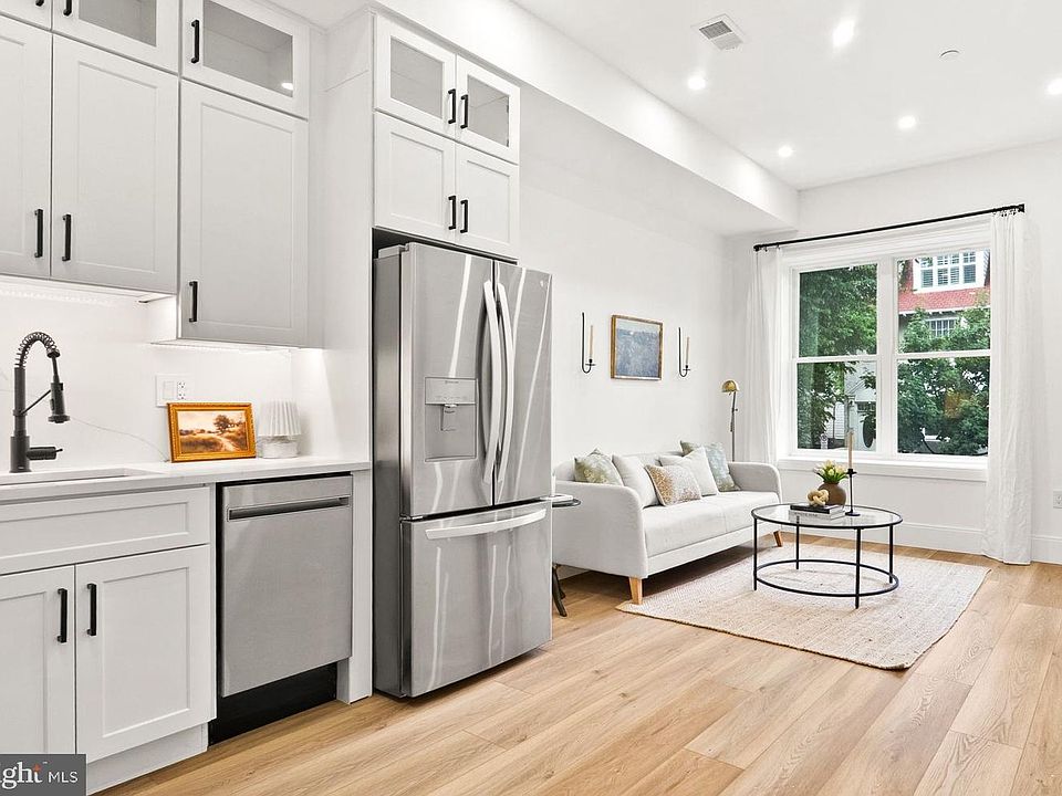 1st image of 2517 Ontario Rd NW #3