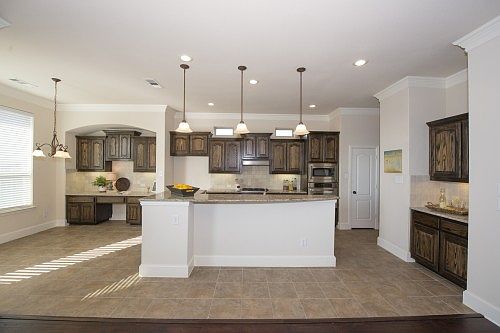 5th image of 9901 Eddleman Ct