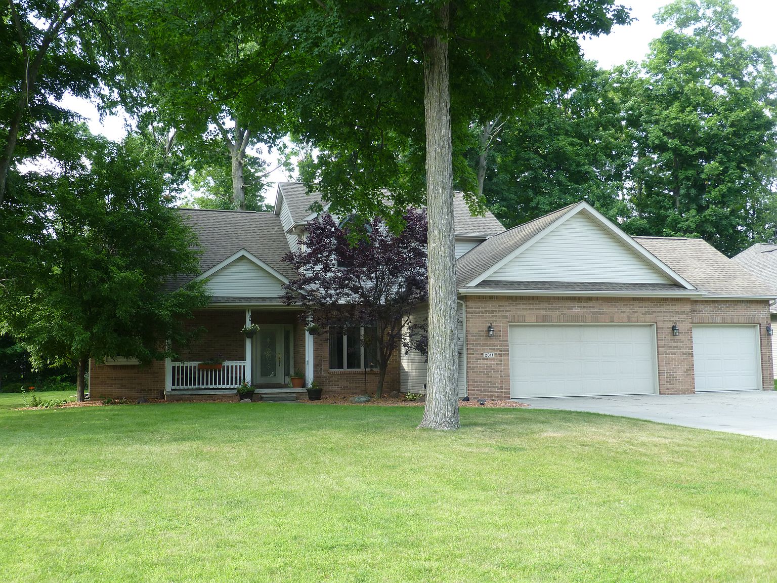 2311 Flagstone Dr, Flushing, MI 48433 Zillow