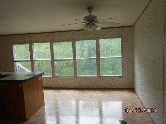 4th image of 133 Lilydale Ln