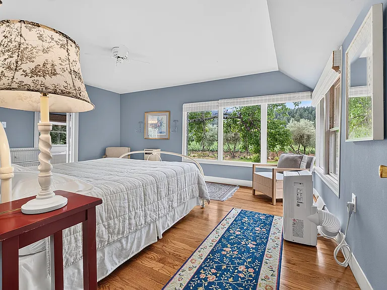 4560 Saint Helena Hwy — Photo 39