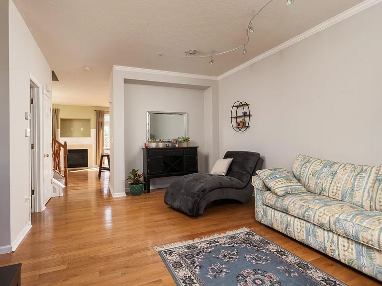 5029 Kemsley Rd — Photo 7