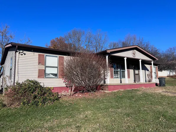 6600 David Dr, Chandler, IN 47610