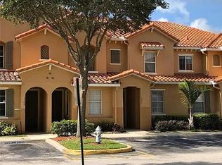 5318 Paradise Cay Cir, Kissimmee, FL 34746