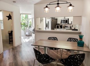 1810 SE Hideaway Cir, Pt Saint Lucie, FL 34952