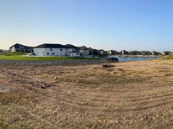 4524 W Shoreline St, Wichita, KS 67205