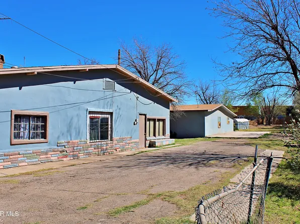 8237 Carpenter Dr, El Paso, TX 79907