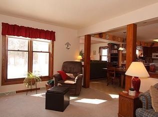 12265 W James Ave, Franklin, WI 53132