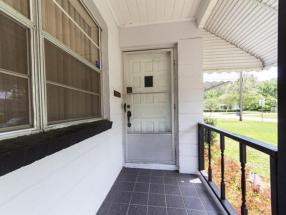 5th image of 2135 Ronald Ln