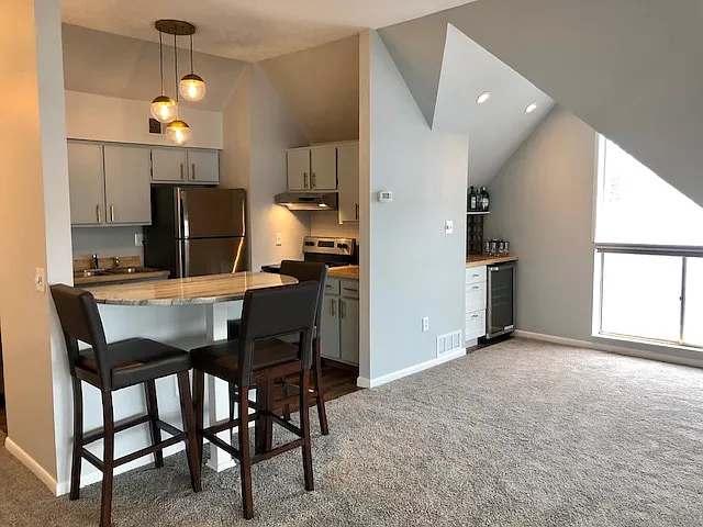 3250 Columbia Pkwy #3 — Photo 8