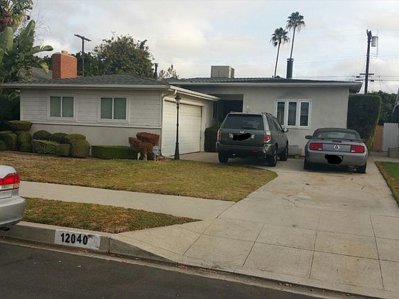 4th image of 12040 Beatrice St